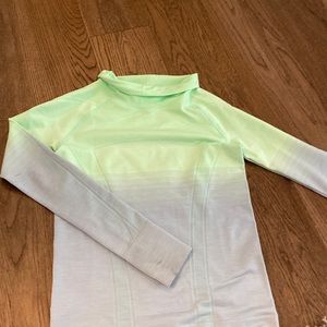 Girls ivivva turtle neck